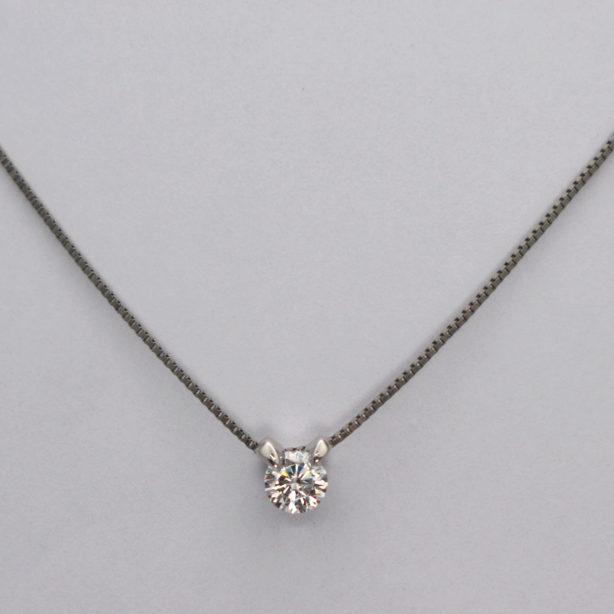 PT950 0.2ct 二点留めネックレス